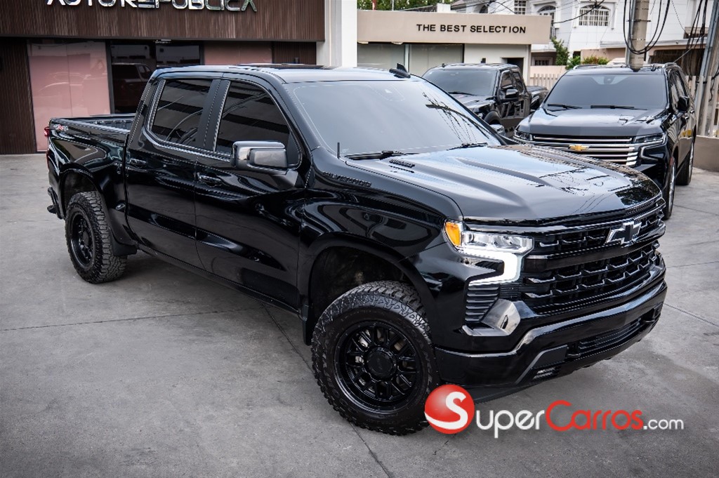 2022 Chevrolet Silverado RST Duramax — foto 2 / 7