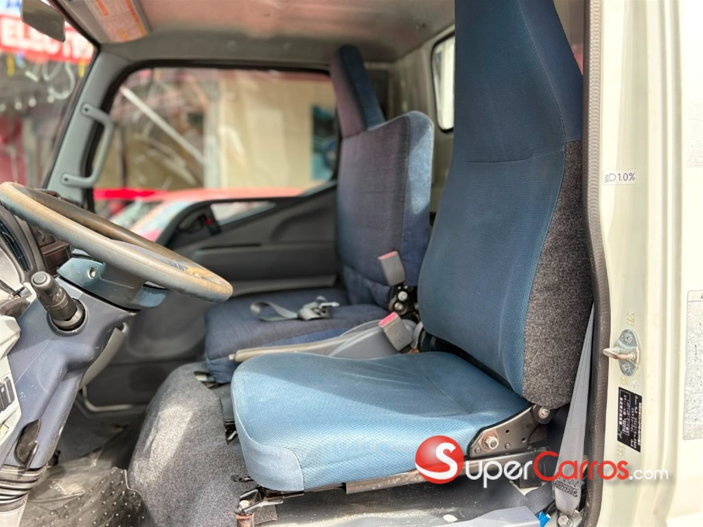 2013 Mitsubishi Motors Fuso — foto 9 / 9