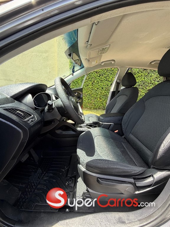 2014 Hyundai Tucson — foto 6 / 12