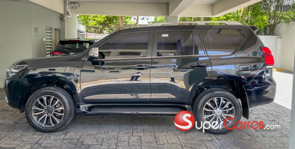2024 Toyota Land Cruiser VXL — foto 4 / 11