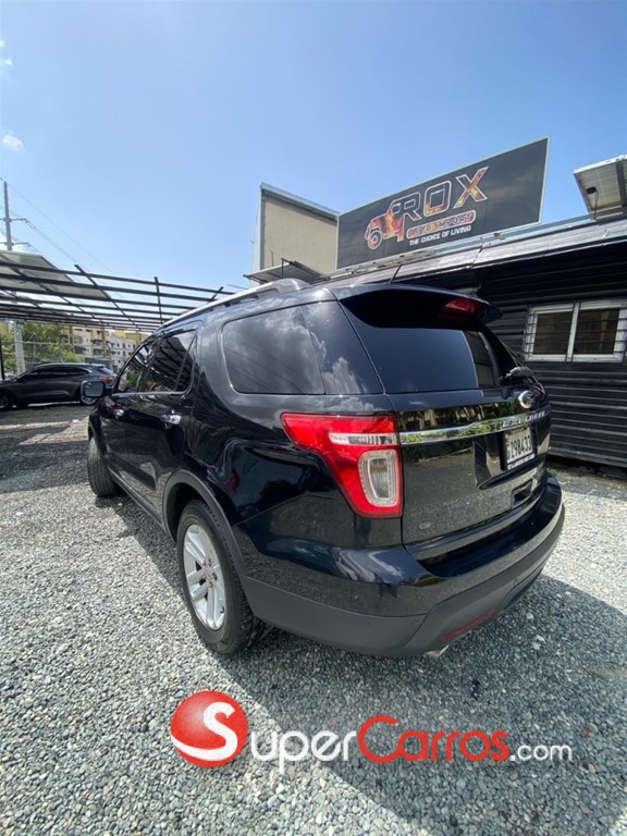 2013 Ford Explorer — foto 10 / 12