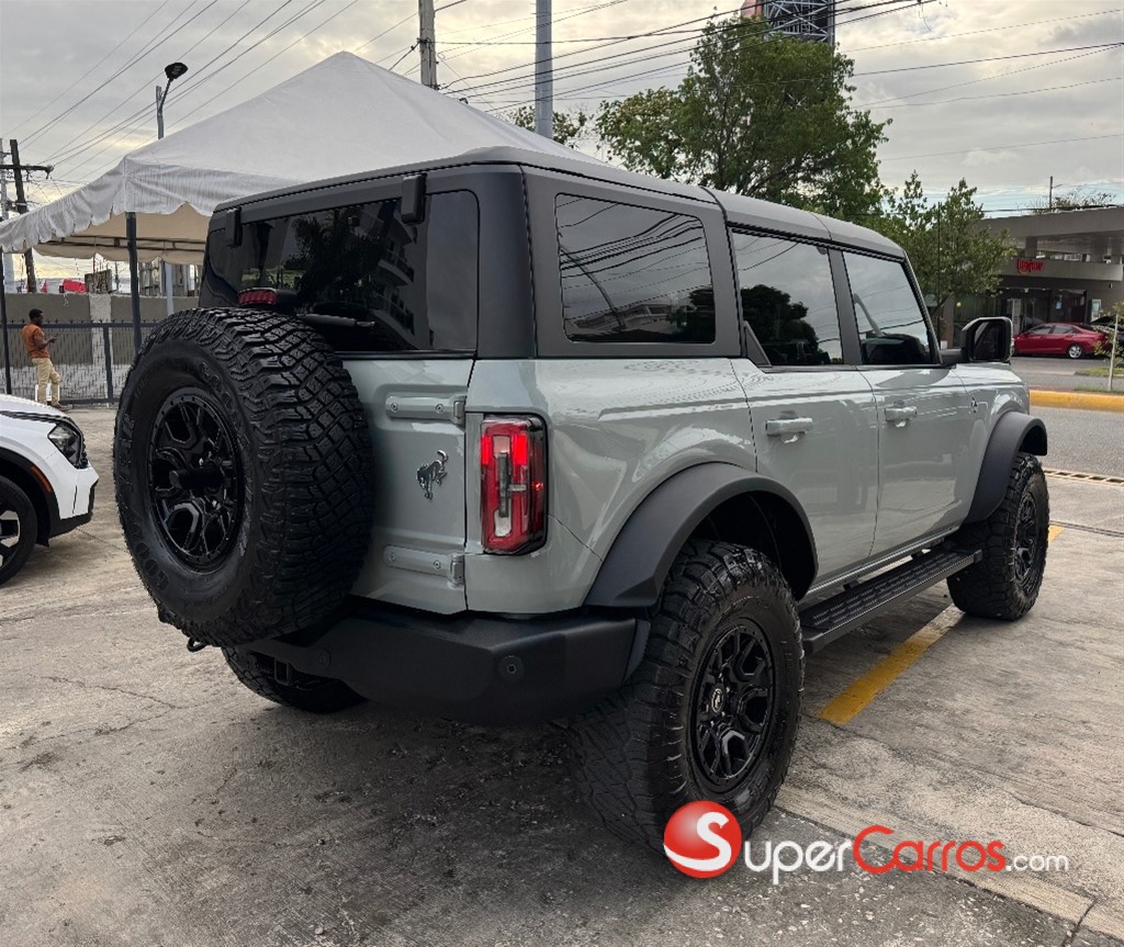 2022 Ford Bronco Outer Banks — foto 4 / 12