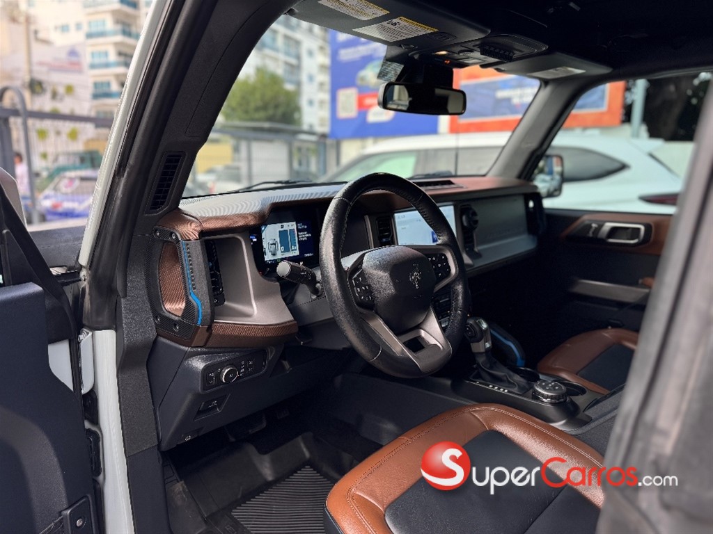2022 Ford Bronco Outer Banks — foto 6 / 12