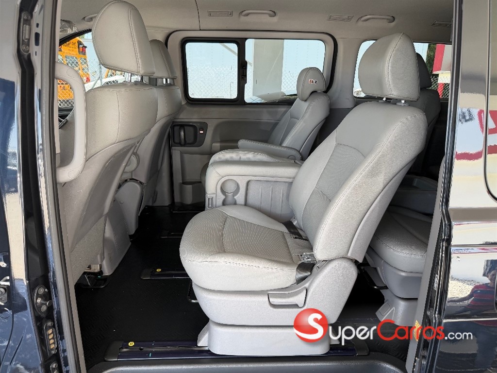 2020 Hyundai Grand Starex — foto 8 / 11