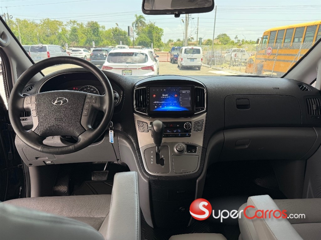 2020 Hyundai Grand Starex — foto 9 / 11