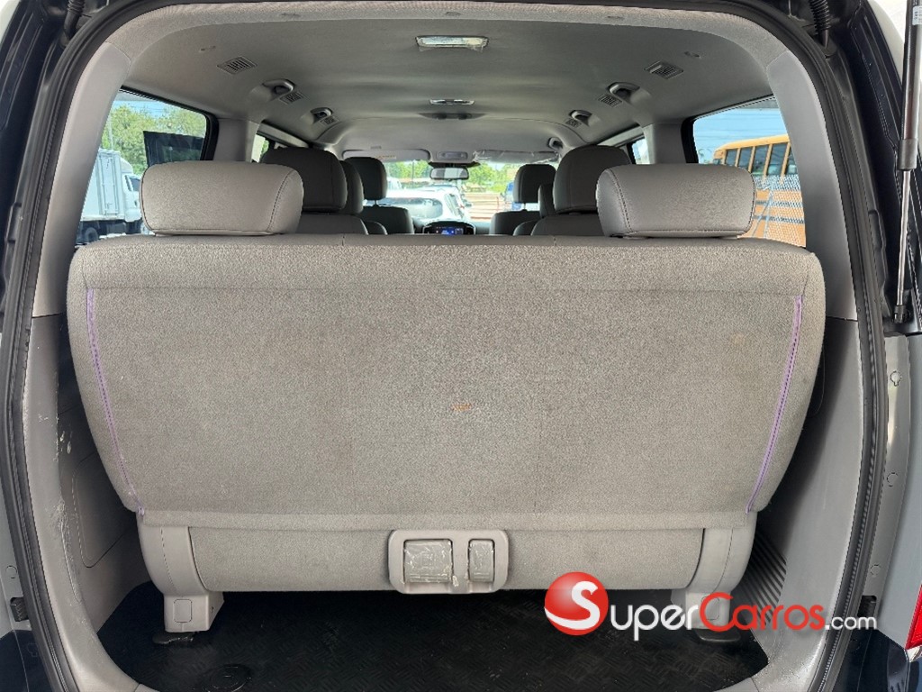 2020 Hyundai Grand Starex — foto 10 / 11