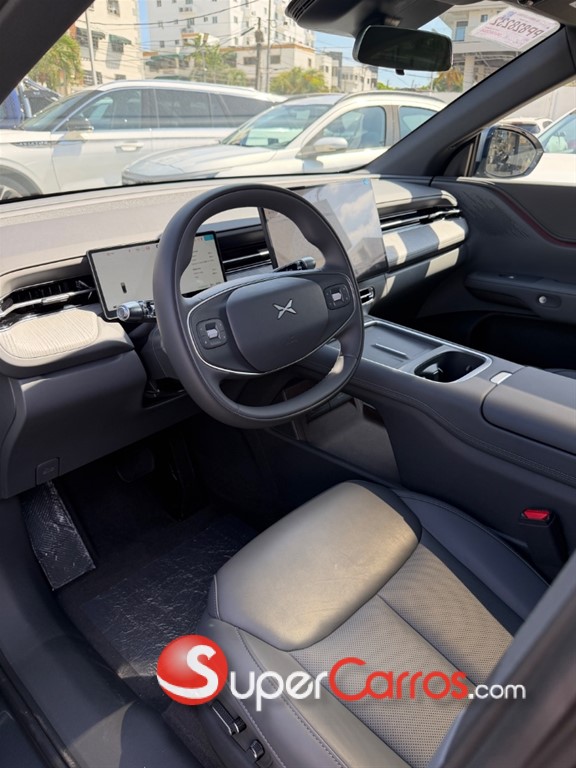 2026 Xpeng G6 Standard Range — foto 5 / 7