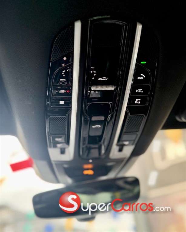 2020 Porsche Cayenne — foto 11 / 12