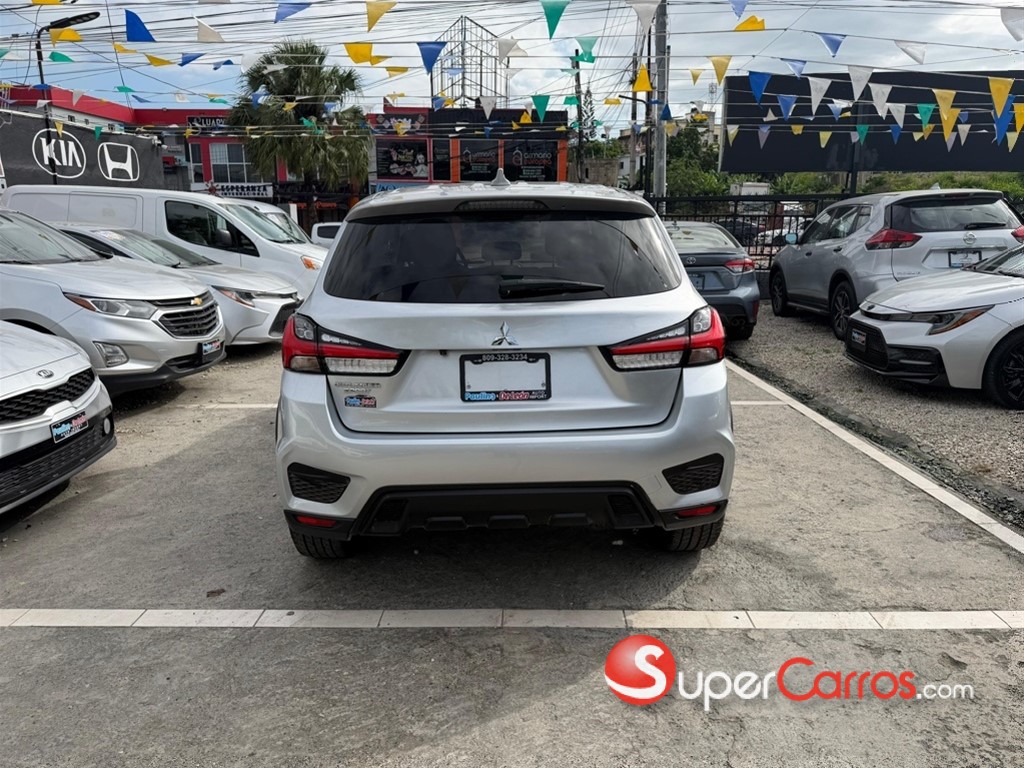 2022 Mitsubishi Motors Outlander Sport — foto 4 / 9