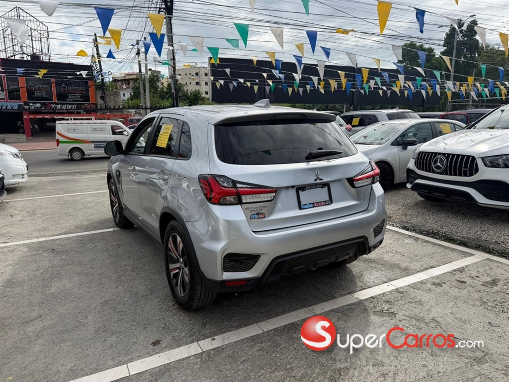 2022 Mitsubishi Motors Outlander Sport — foto 8 / 9