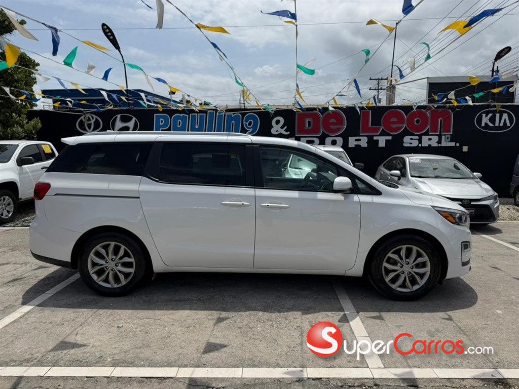 2020 Kia Sedona EX — foto 10 / 11