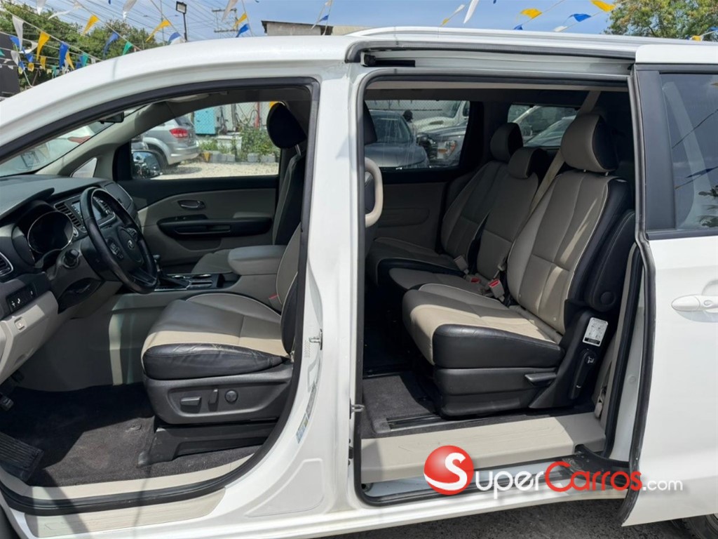 2020 Kia Sedona EX — foto 11 / 11