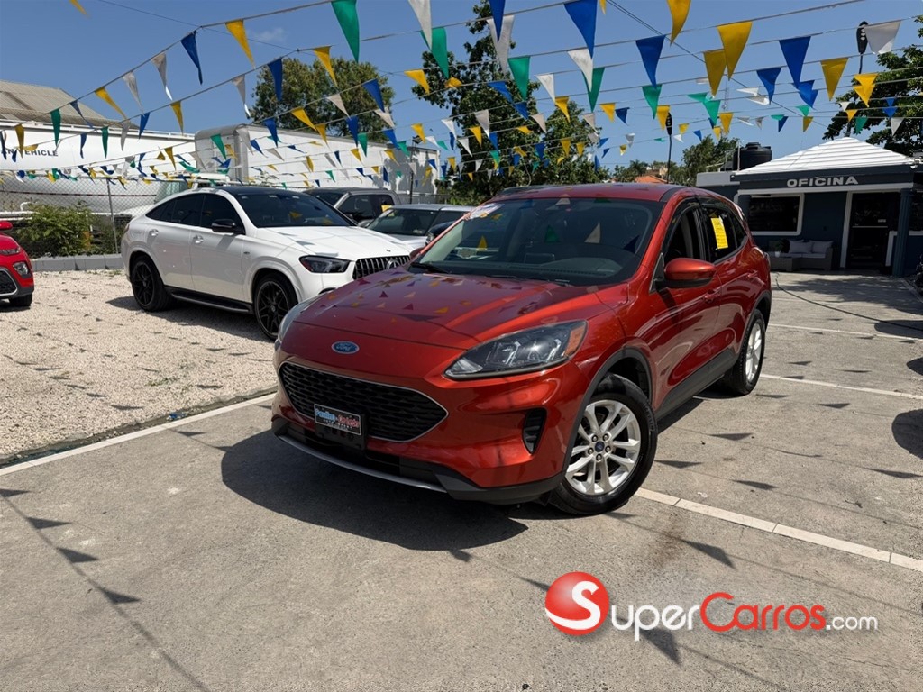 2020 Ford Escape SE