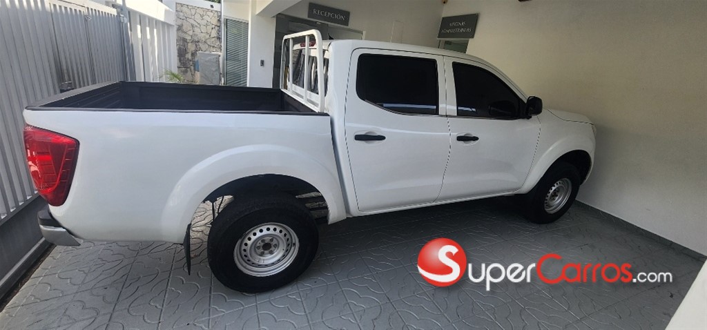 2020 Nissan Frontier NP300 — foto 2 / 7