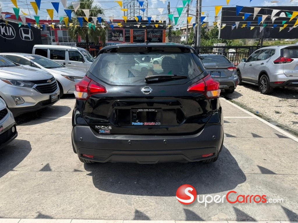 2020 Nissan Kicks — foto 3 / 8