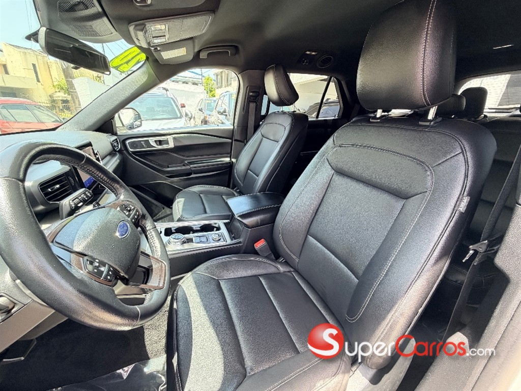 2020 Ford Explorer XLT 4WD — foto 6 / 11