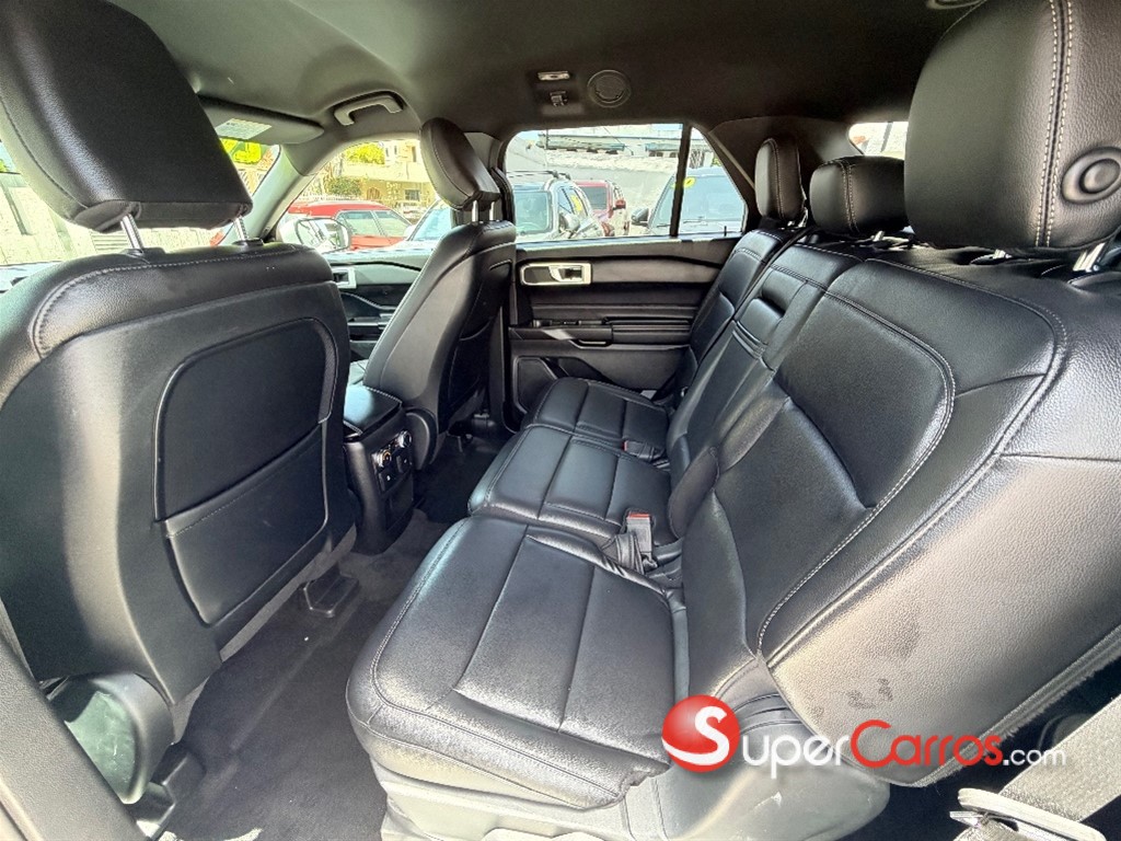 2020 Ford Explorer XLT 4WD — foto 7 / 11