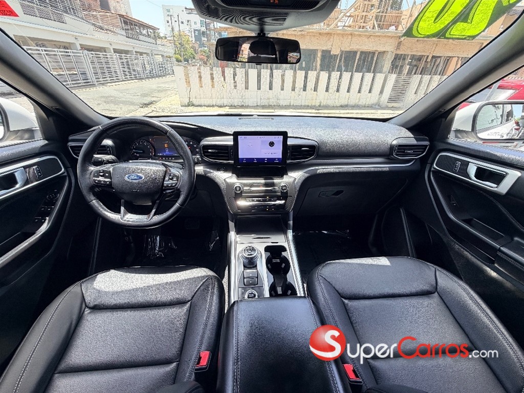 2020 Ford Explorer XLT 4WD — foto 8 / 11