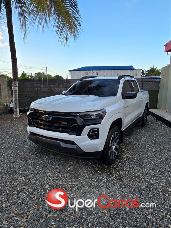 2023 Chevrolet Colorado Z71 — foto 2 / 10