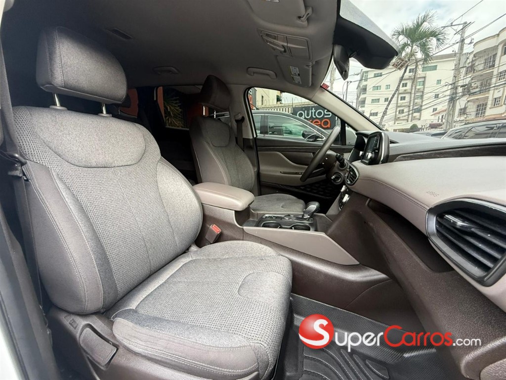 2019 Hyundai Grand Santa Fe — foto 5 / 12