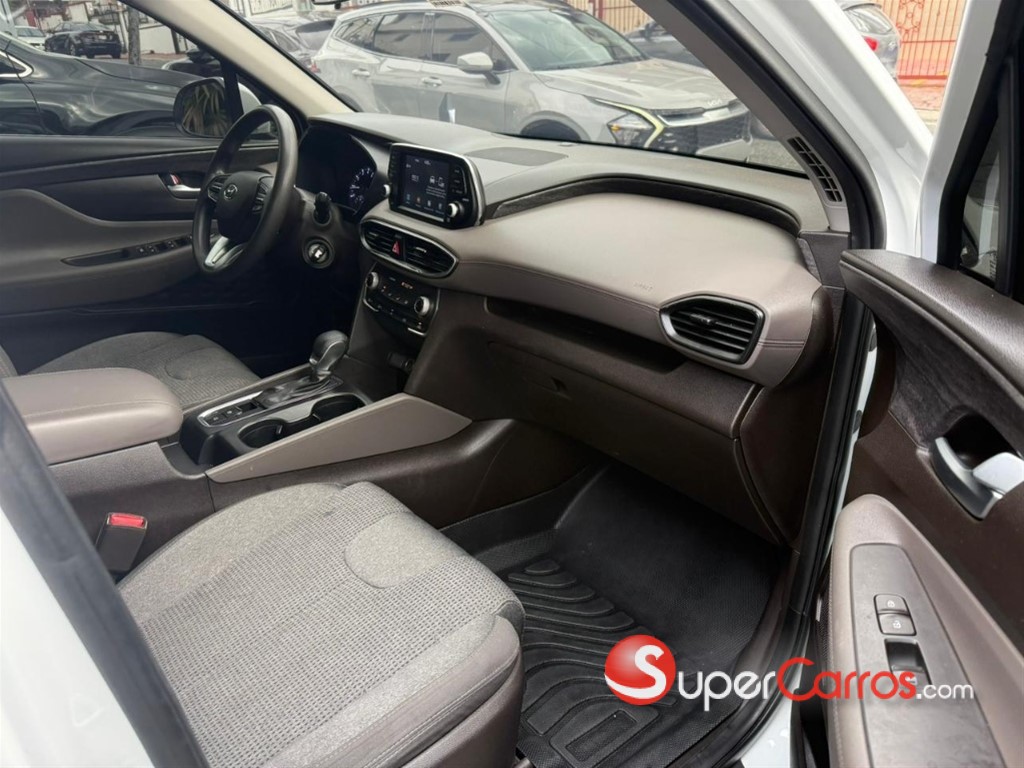 2019 Hyundai Grand Santa Fe — foto 6 / 12