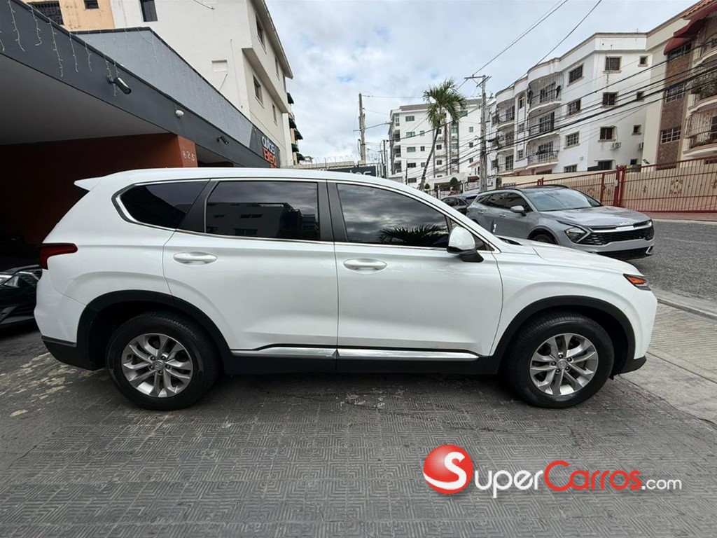 2019 Hyundai Grand Santa Fe — foto 9 / 12