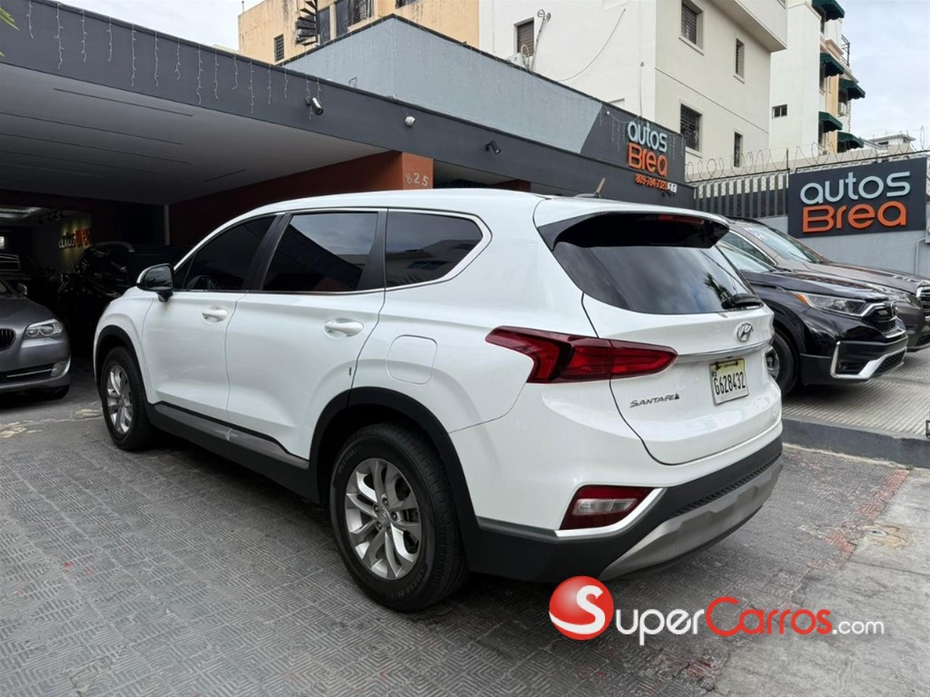 2019 Hyundai Grand Santa Fe — foto 12 / 12
