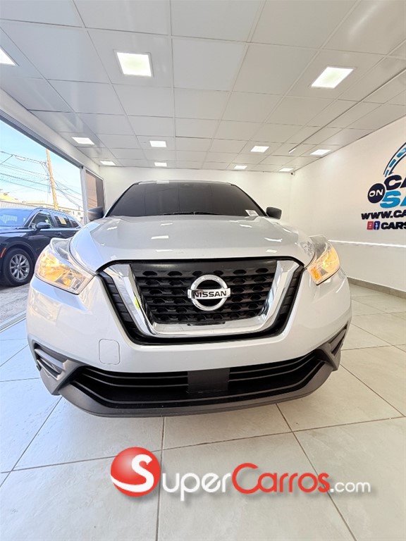 2020 Nissan Kicks SV — foto 9 / 10