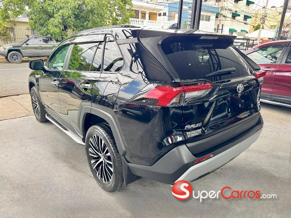 2021 Toyota RAV4 LE PLUS — foto 6 / 11