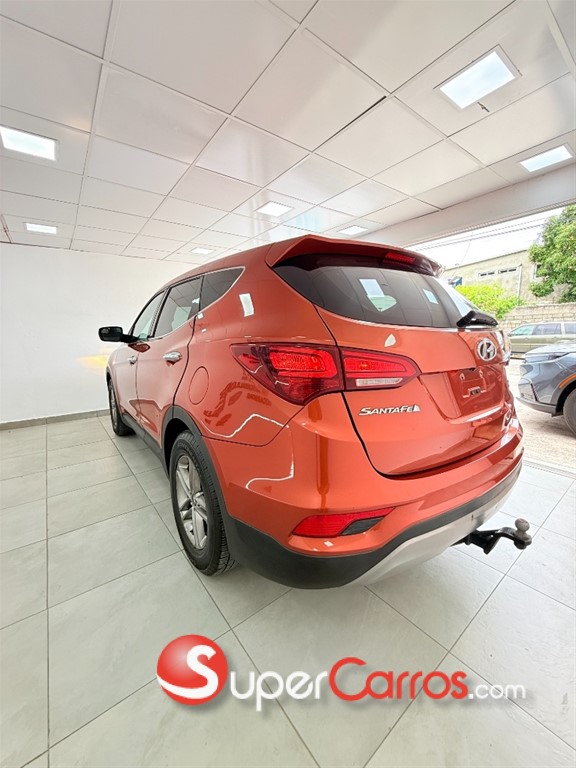2016 Hyundai Santa Fe — foto 7 / 10