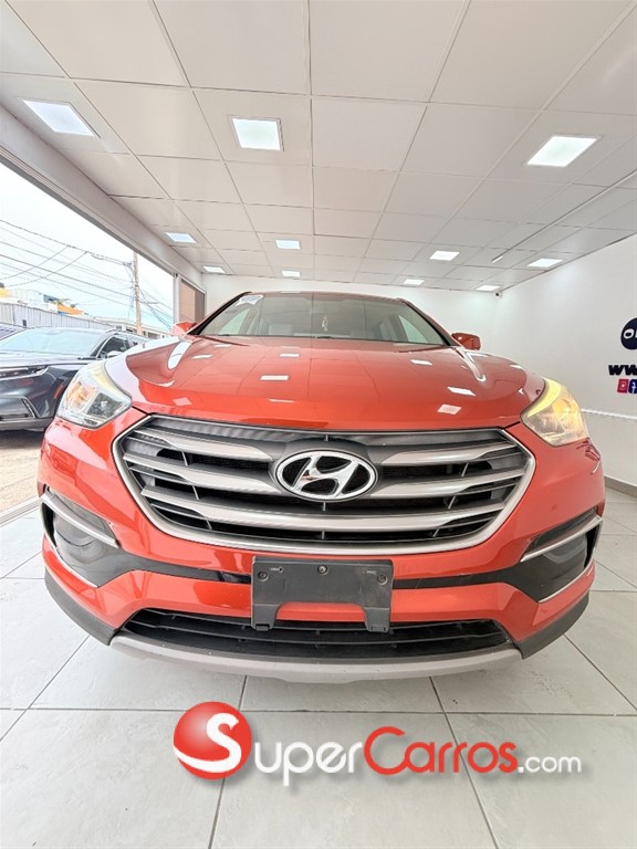 2016 Hyundai Santa Fe — foto 9 / 10