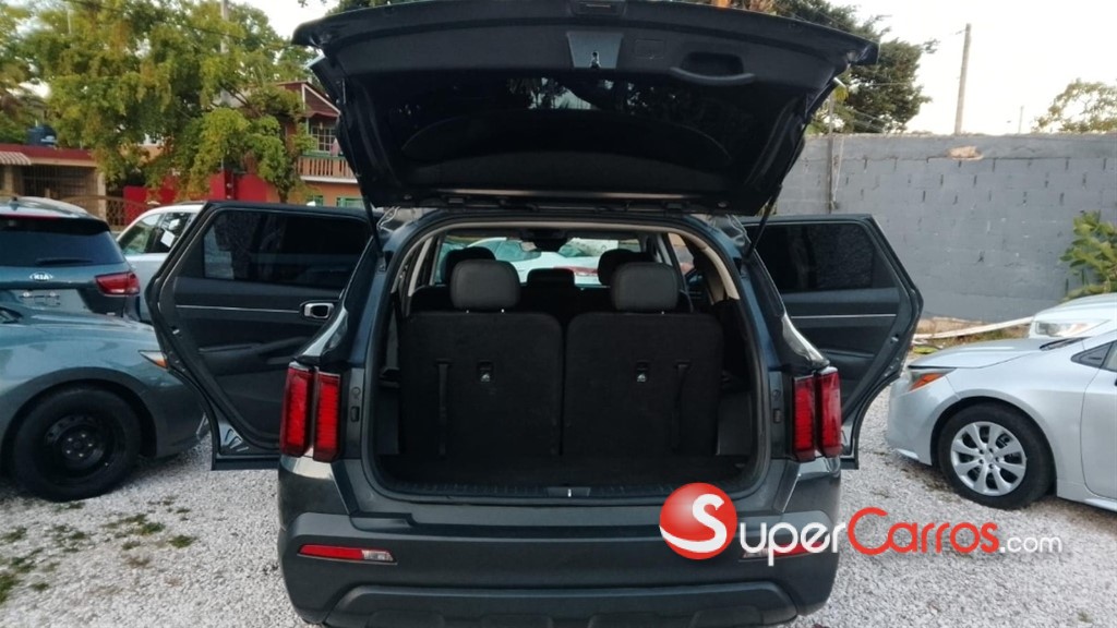 2021 Kia Sorento LX — foto 9 / 10
