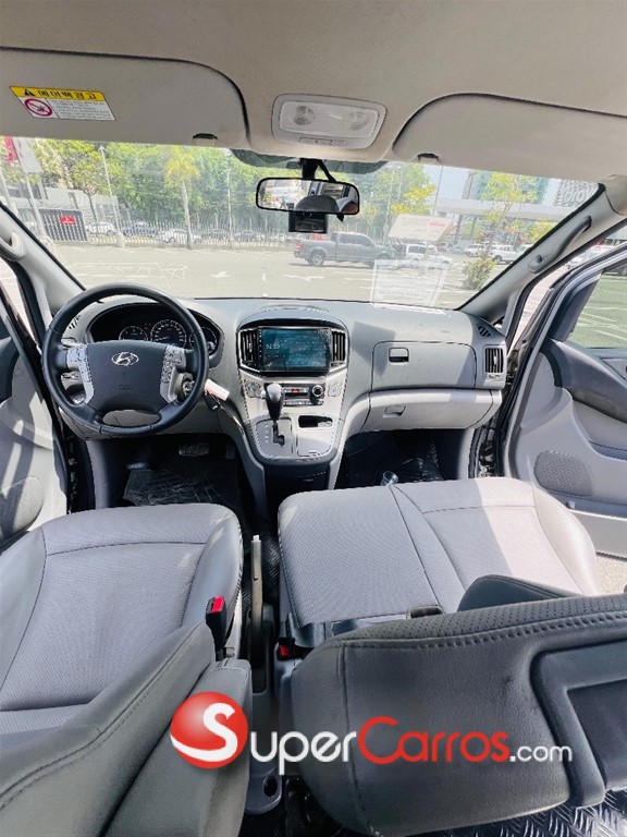 2020 Hyundai Starex GVX — foto 10 / 12