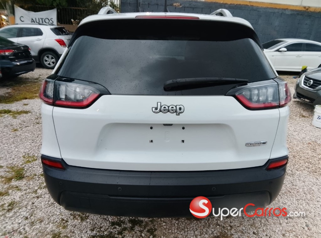 2020 Jeep Cherokee Latitude Plus — foto 3 / 7