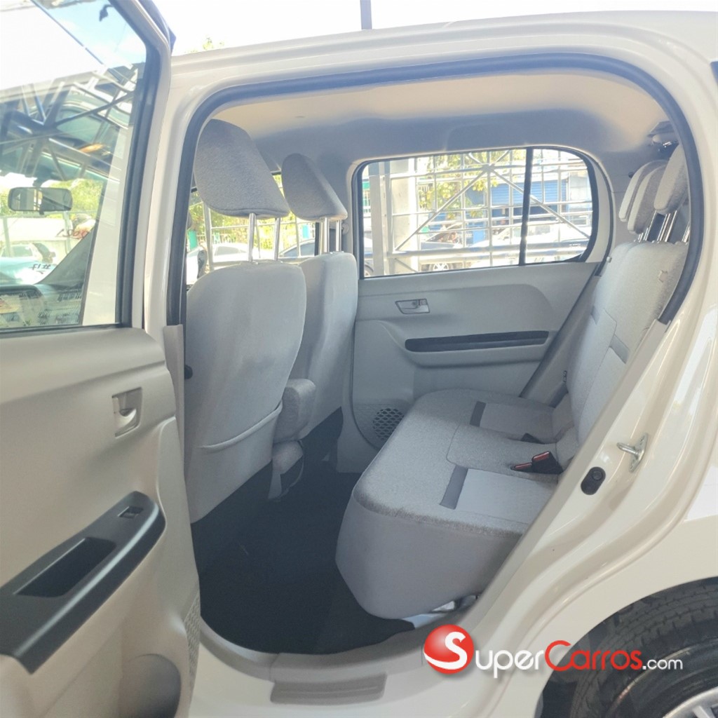 2021 Toyota Passo — foto 6 / 12