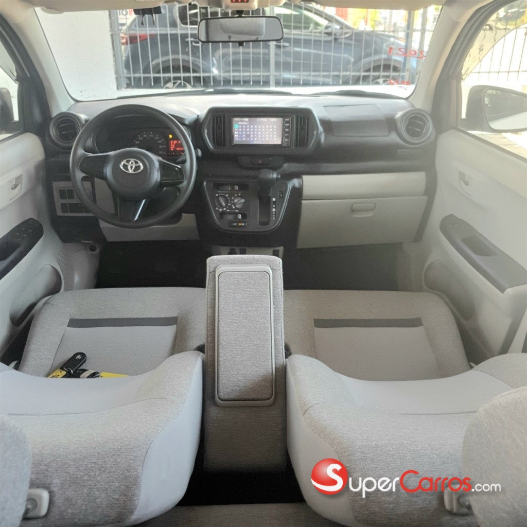2021 Toyota Passo — foto 8 / 12