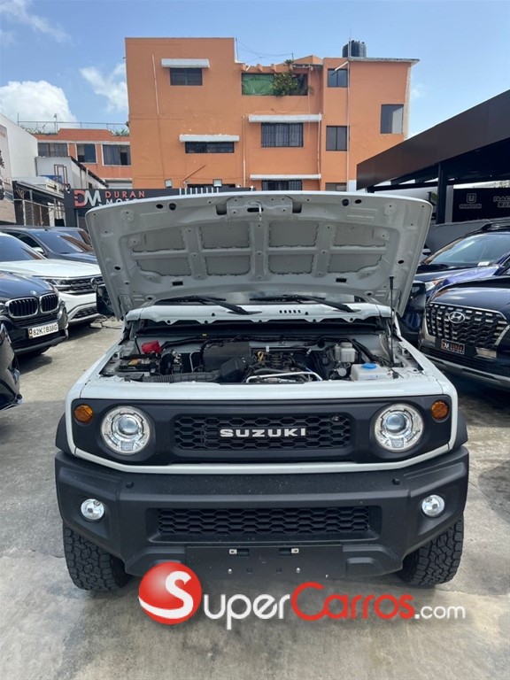 2026 Suzuki Jimny GLX — foto 8 / 11
