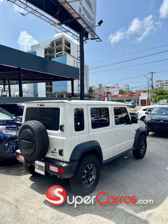 2026 Suzuki Jimny GLX — foto 9 / 11