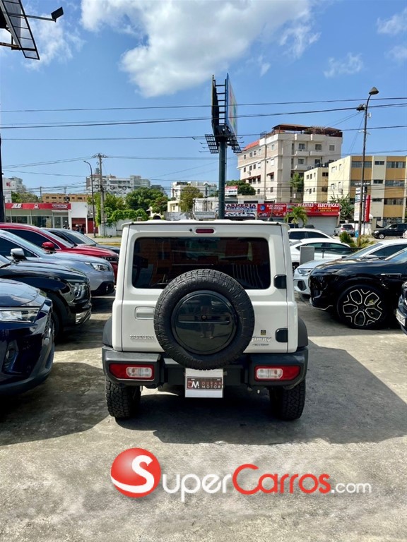 2026 Suzuki Jimny GLX — foto 10 / 11