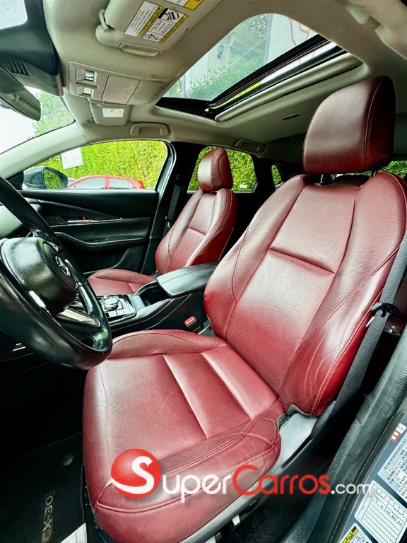 2023 Mazda CX-30 — foto 4 / 8