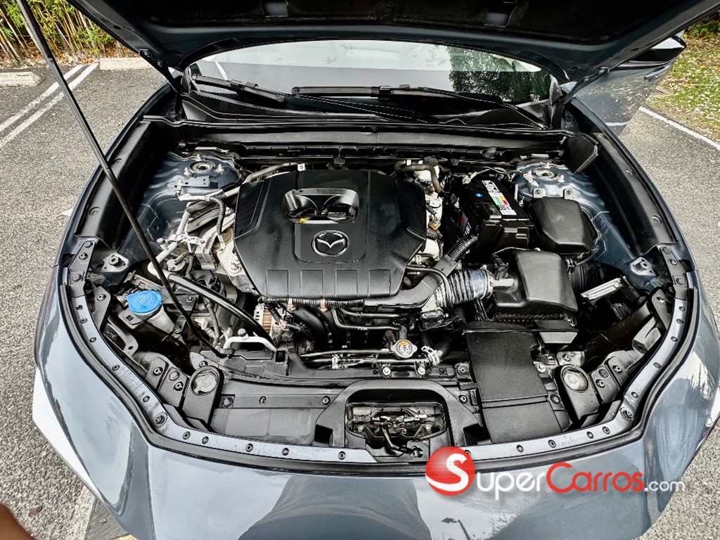 2023 Mazda CX-30 — foto 8 / 8