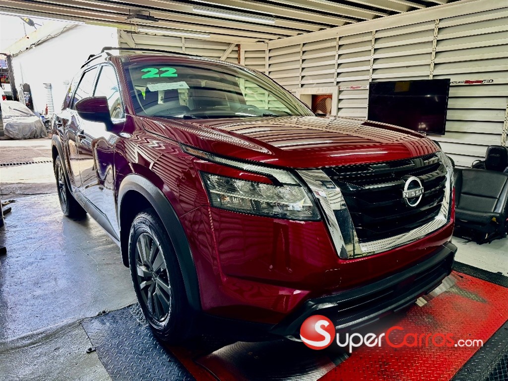 2022 Nissan Pathfinder SV — foto 2 / 9