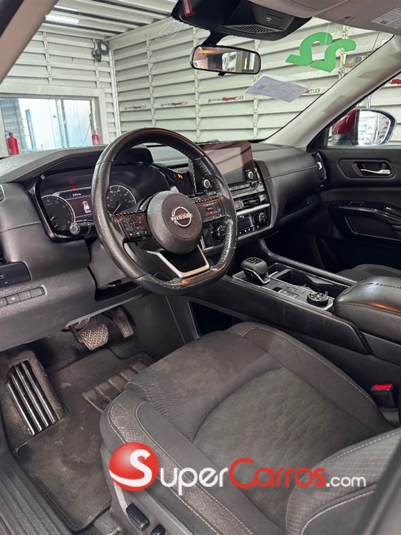 2022 Nissan Pathfinder SV — foto 5 / 9