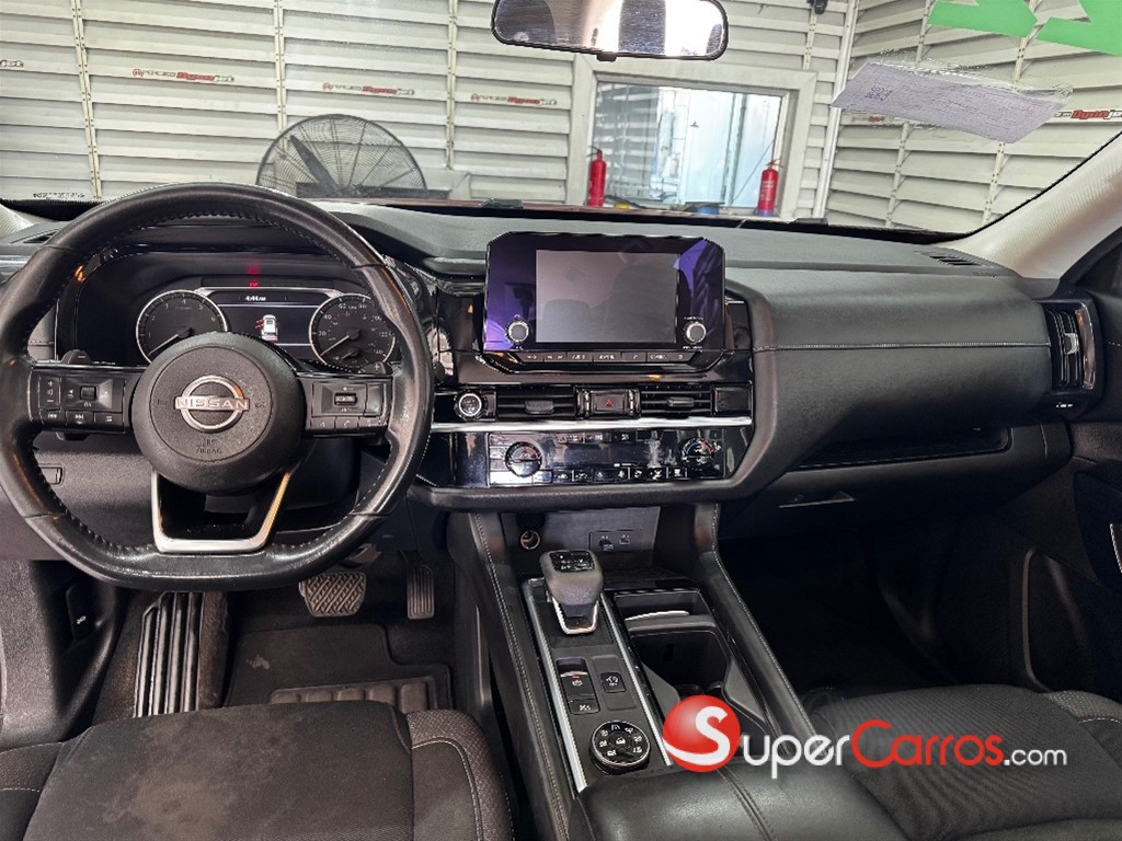 2022 Nissan Pathfinder SV — foto 9 / 9
