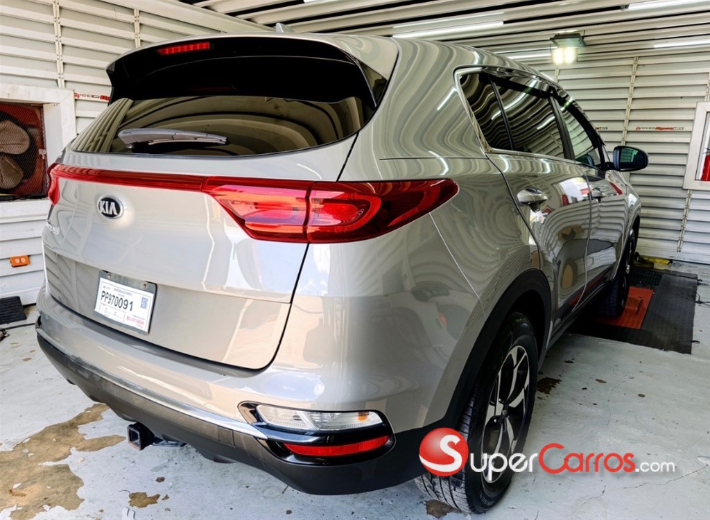 2022 Kia Sportage LX — foto 4 / 9