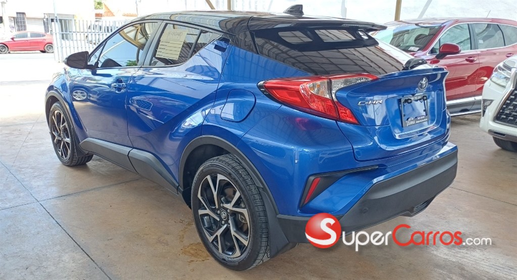 2020 Toyota C-HR LE — foto 4 / 12