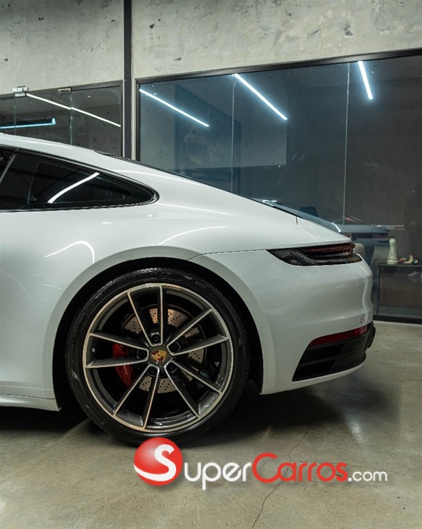 2022 Porsche 911 Carrera S — foto 7 / 12