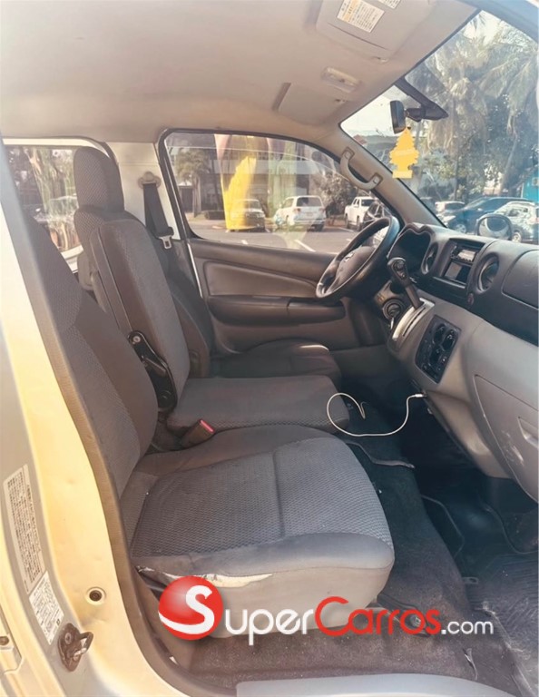 2017 Nissan NV 350 — foto 6 / 10