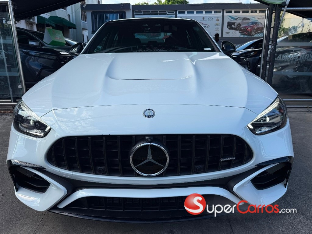 2025 Mercedes-Benz Clase C 63s AMG — foto 4 / 12