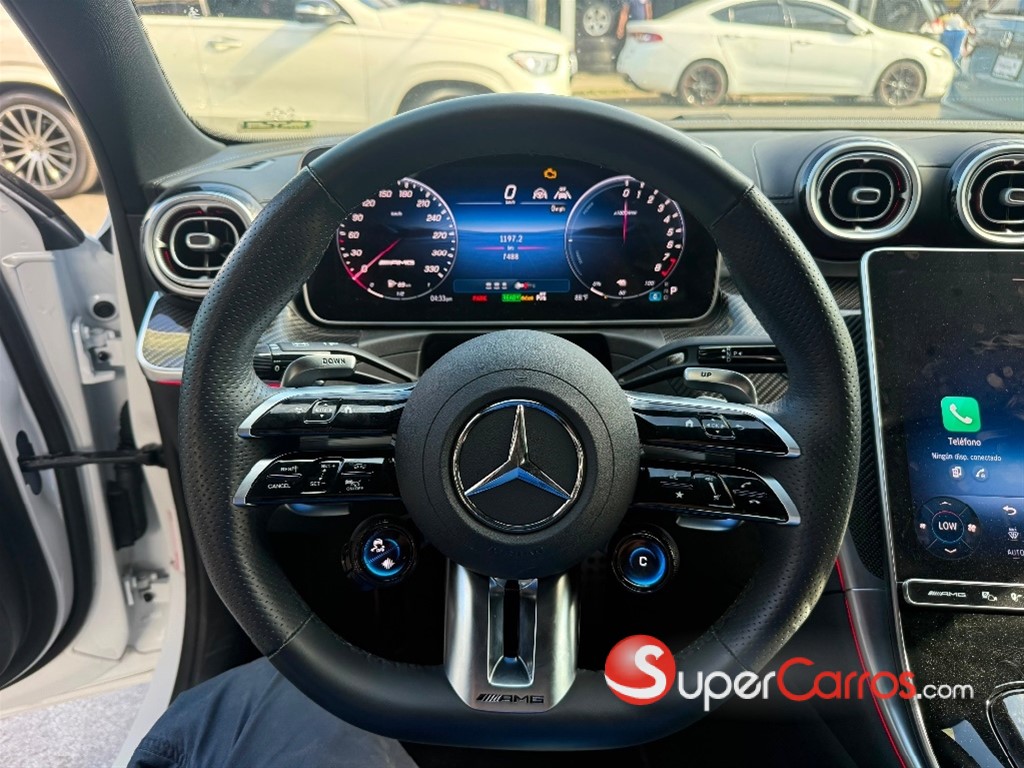 2025 Mercedes-Benz Clase C 63s AMG — foto 9 / 12